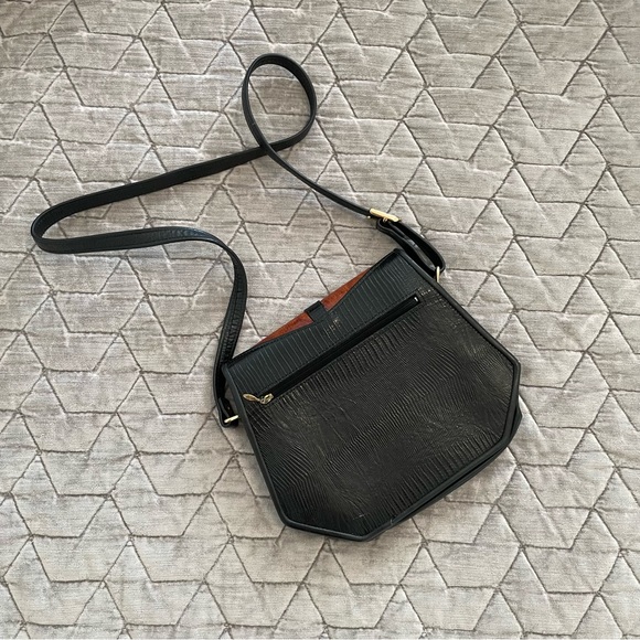 Vintage Textured Black and Brown Purse - Picture 2 of 5